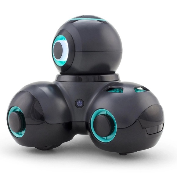 NEW Wonder Workshop Cue the CleverBot Coding Robot for Kids, Voice Activated - Picture 2 of 11